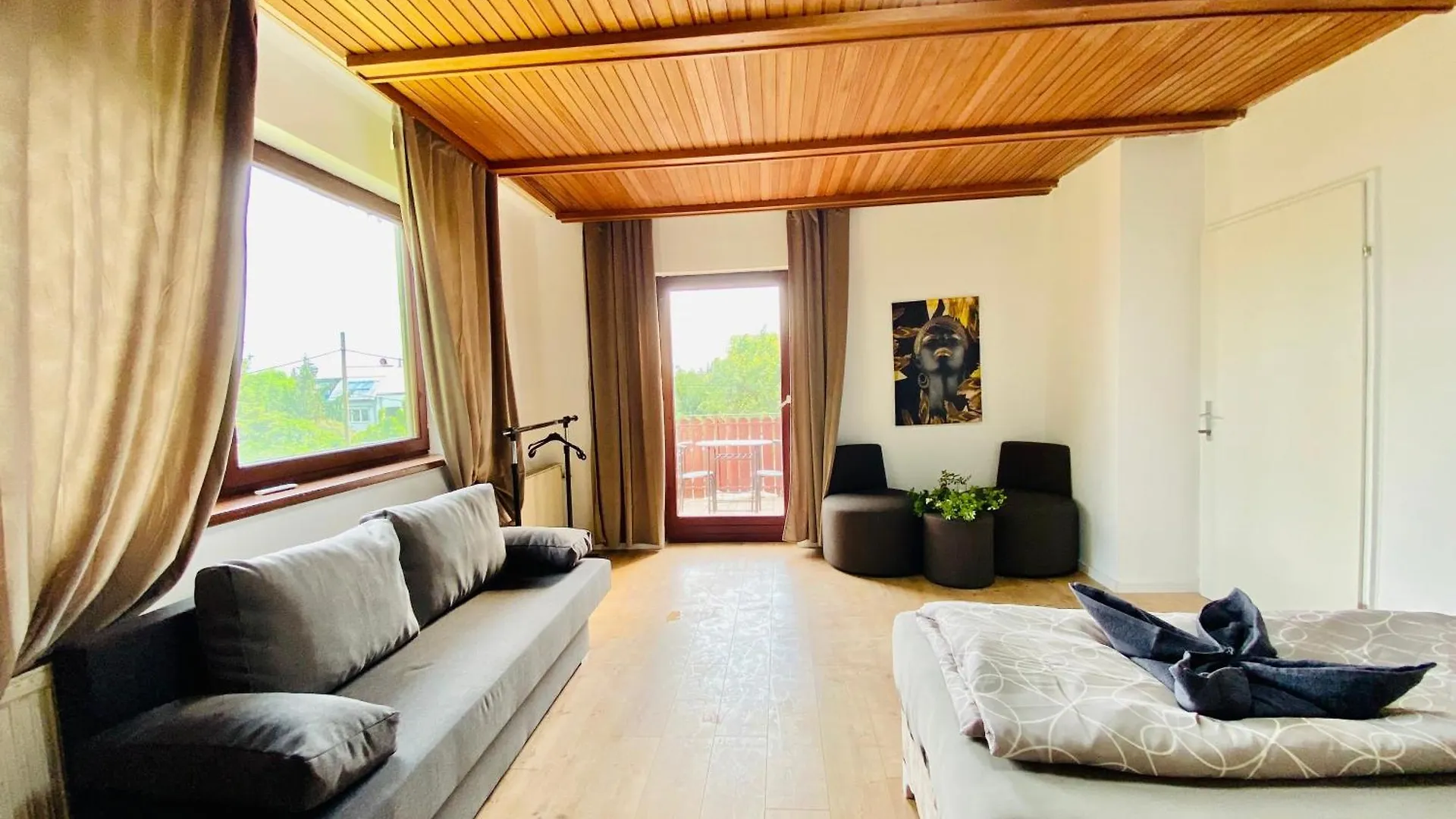 Family Room In Am Schopfwerk Area Vienna 0*,  Austria