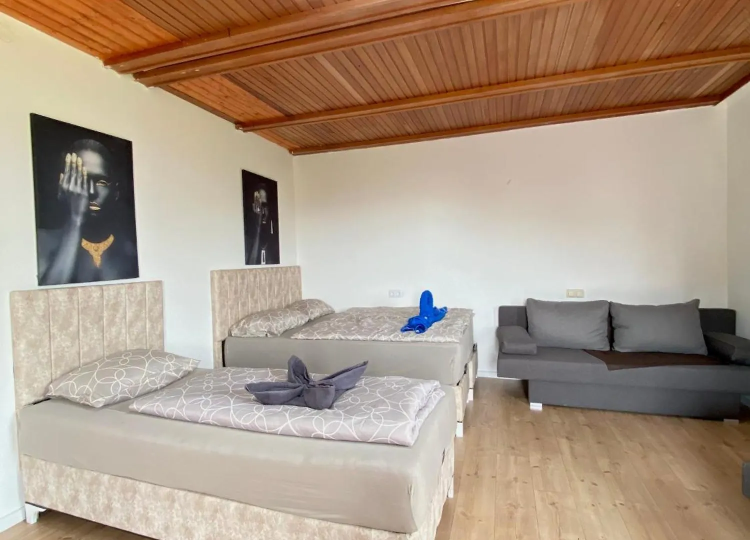 Family Room In Am Schopfwerk Area Vienna 0*,