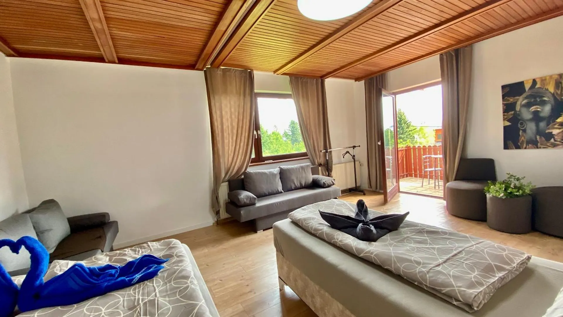Family Room In Am Schopfwerk Area Vienna Homestay