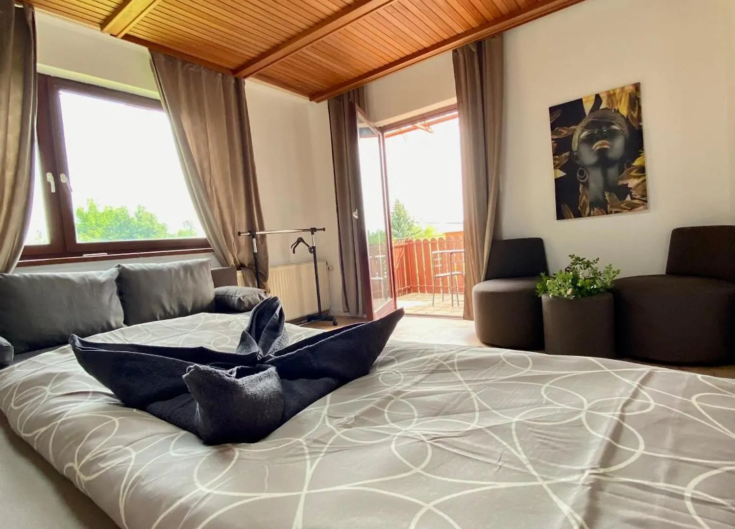 Homestay Family Room In Am Schopfwerk Area Vienna
