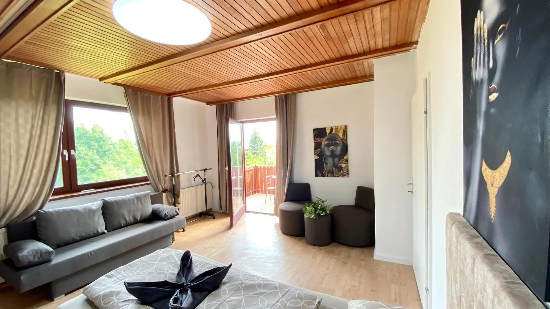 Homestay Family Room In Am Schopfwerk Area Vienna Austria